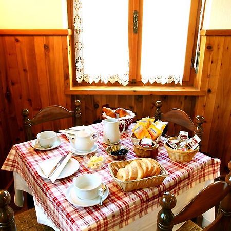 Hotel Edelweiss Villeneuve Kültér fotó