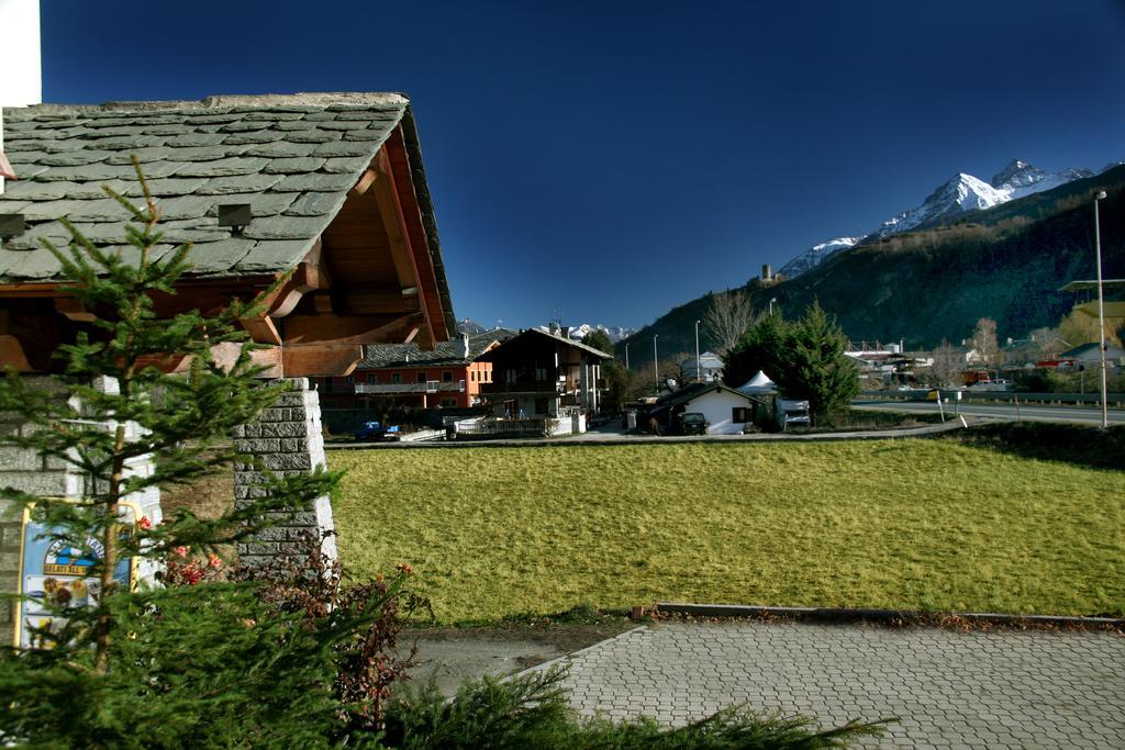 Hotel Edelweiss Villeneuve Kültér fotó
