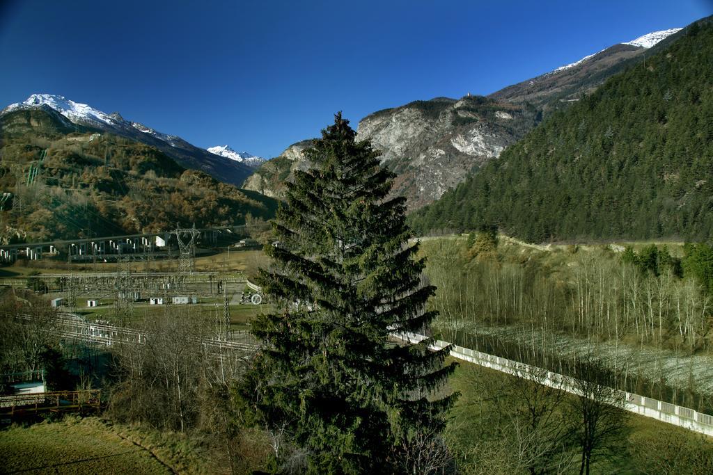 Hotel Edelweiss Villeneuve Kültér fotó