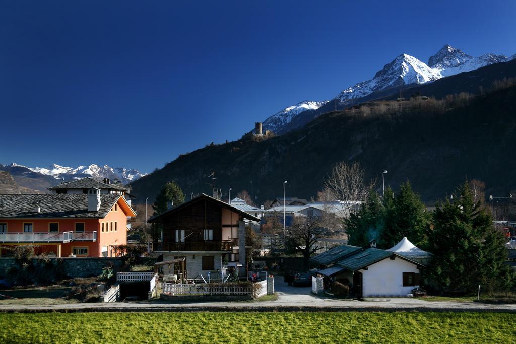 Hotel Edelweiss Villeneuve Kültér fotó