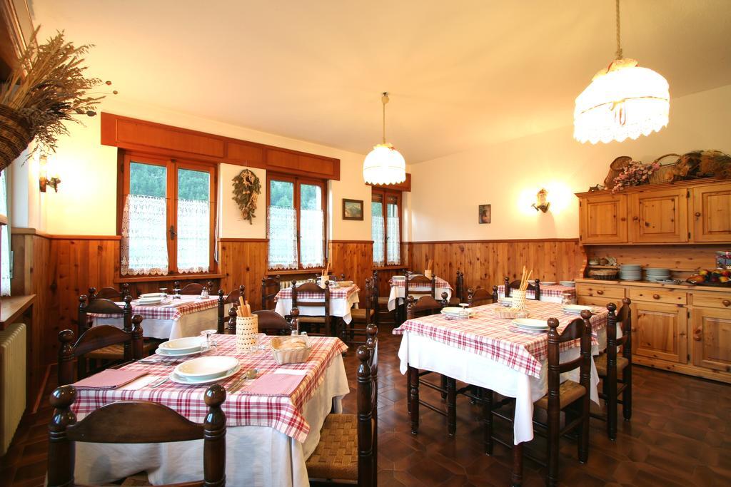 Hotel Edelweiss Villeneuve Kültér fotó